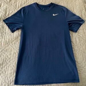 NWOT Nike Dri-Fit “The Nike Tee” Navy Blue Short Sleeve T-Shirt Crew Neck Small